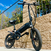 Load image into Gallery viewer, TFSmilee (Folding)