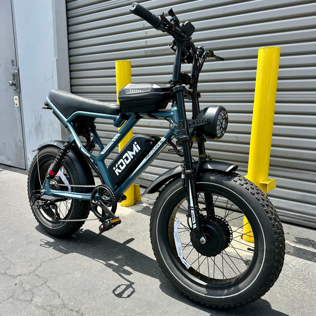 KM7 Plus (Dual Motor)